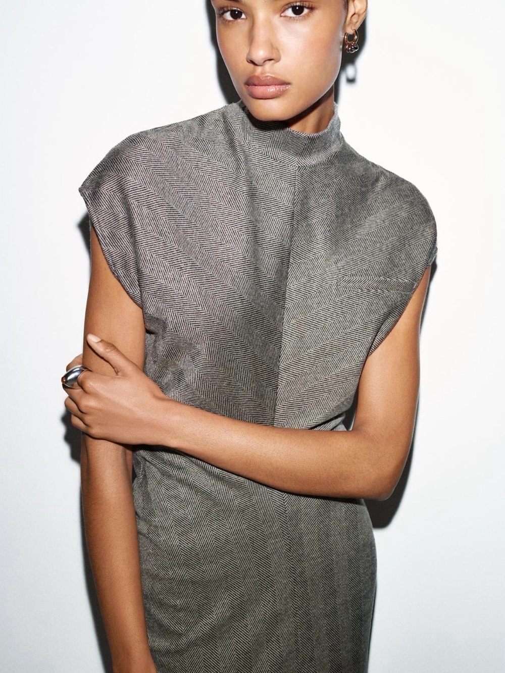 HERRINGBONE MIDI DRESS - Picture 2 of 9